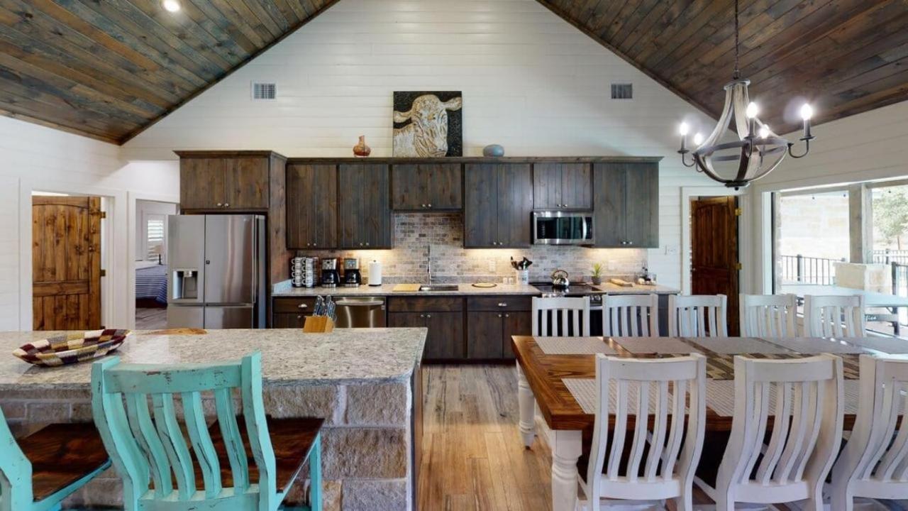 Heartstone Lodge Concan Zewnętrze zdjęcie